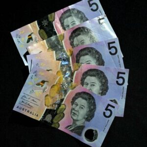 5 Australian dollar bills