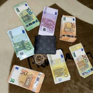 EURO BANKNOTES